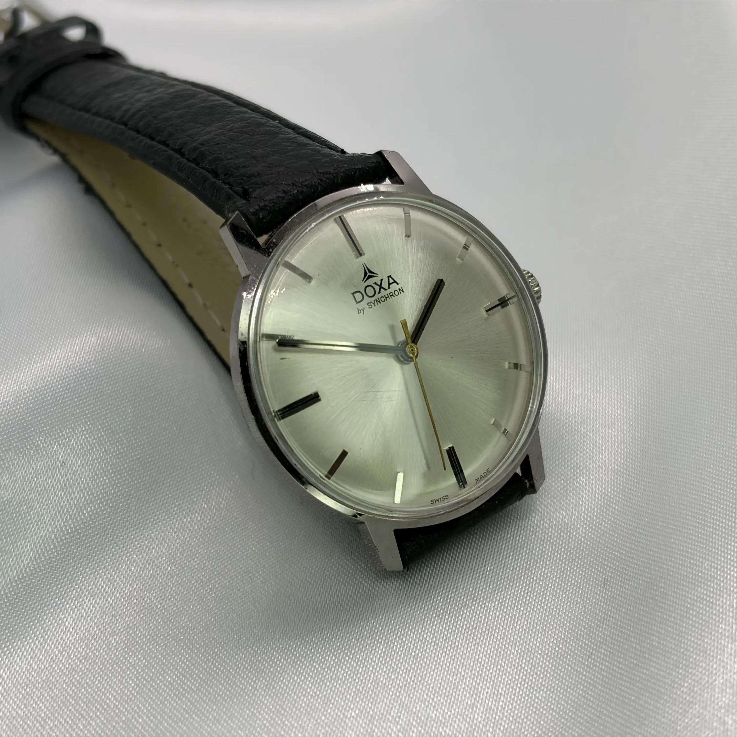 Vintage Doxa karóra - Image 3