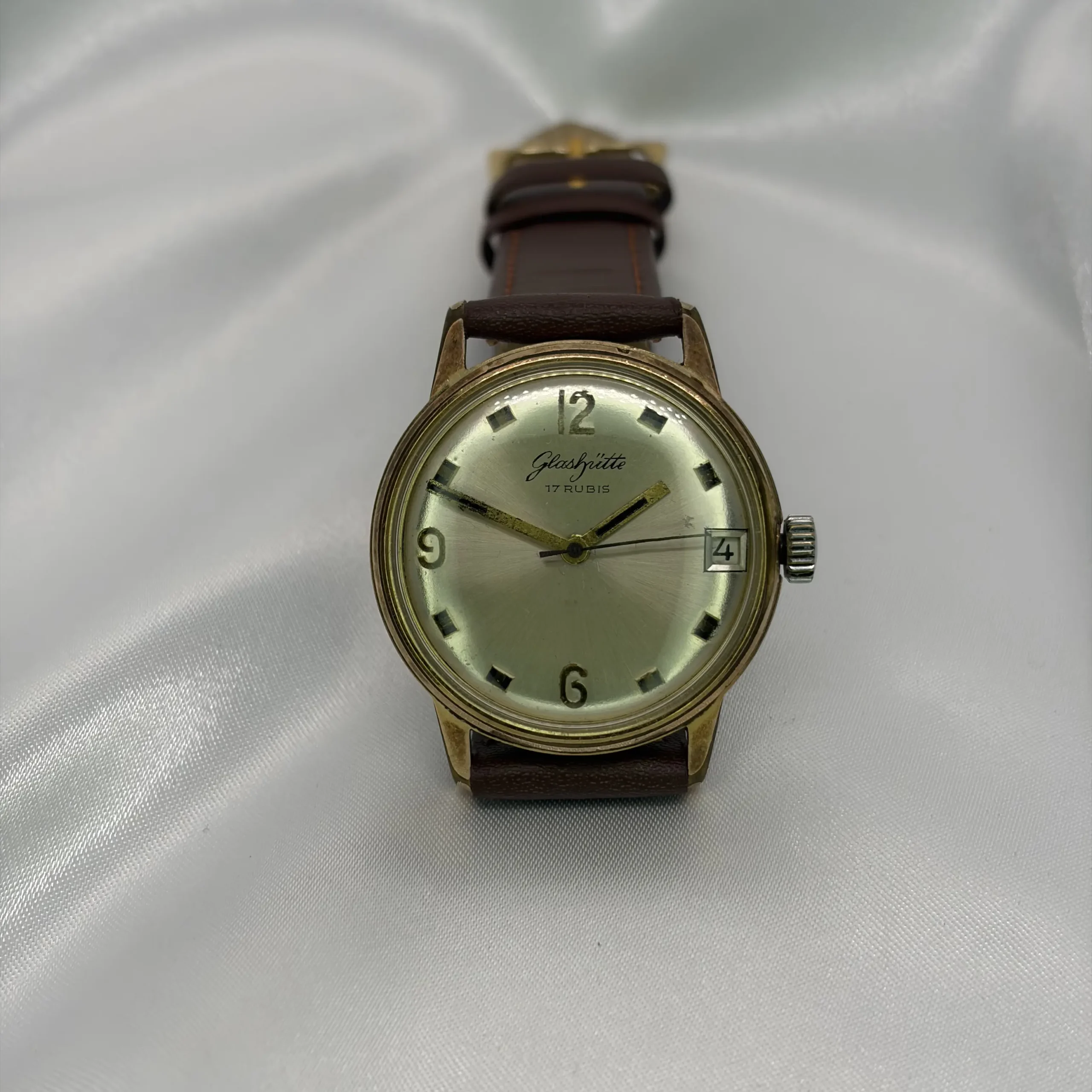 Gub Glashütte karóra